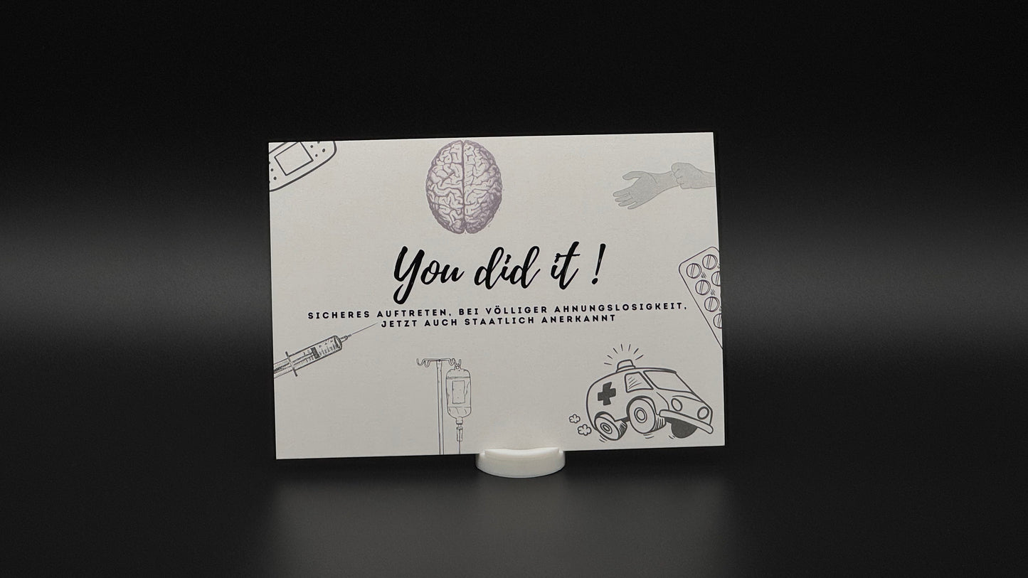 Sicheres Auftreten bei völliger Ahnungslosigkeit- jetzt auch staatlich anerkannt - Postkarte