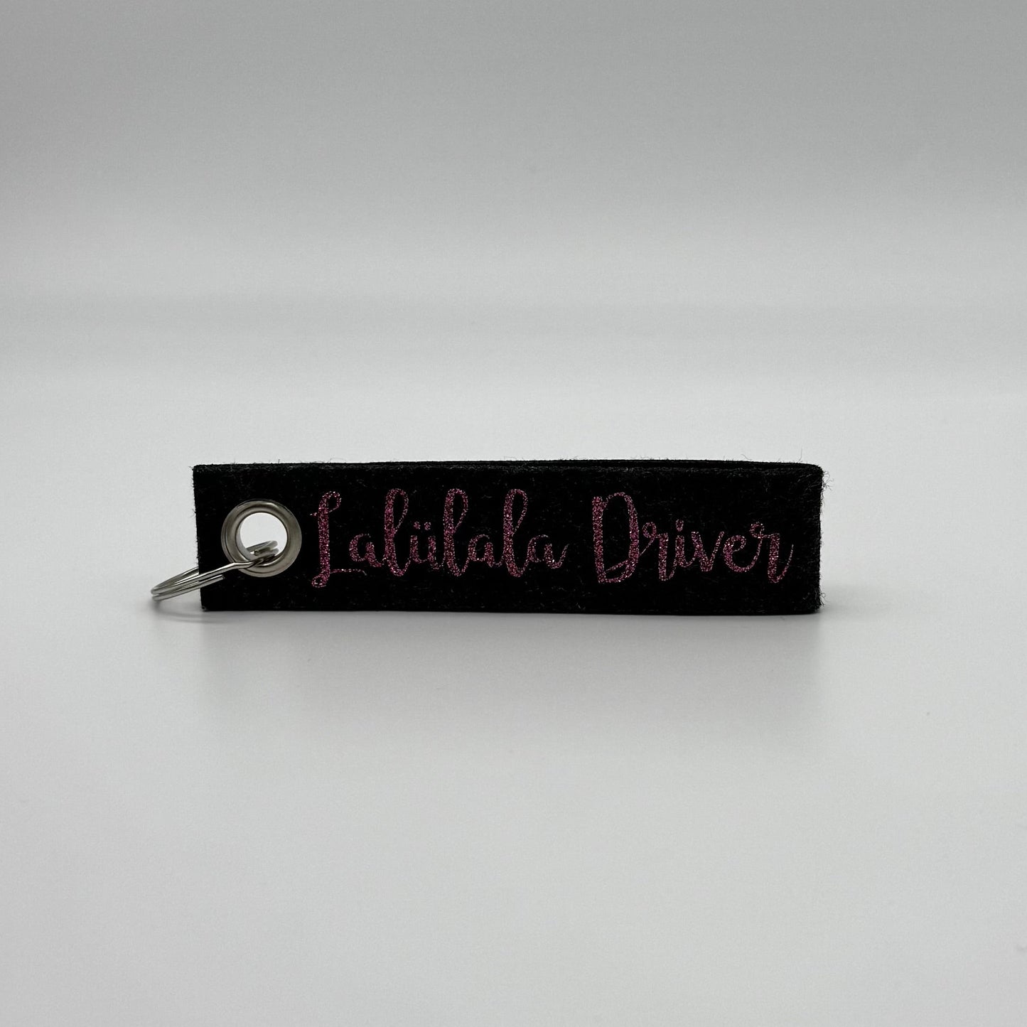Lalülala Driver - Filz Schlüsselanhänger dunkelgrau