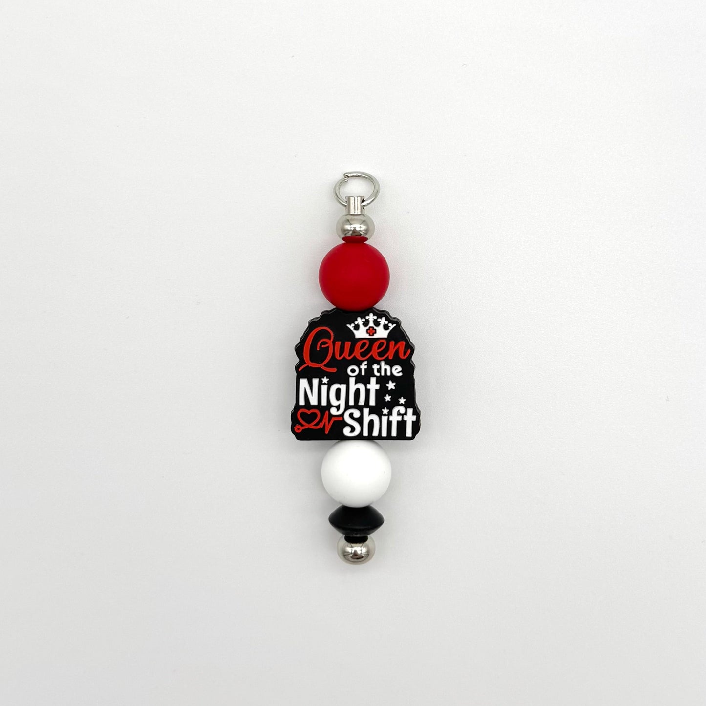 Schlüsselanhänger „Night Shift Queen“